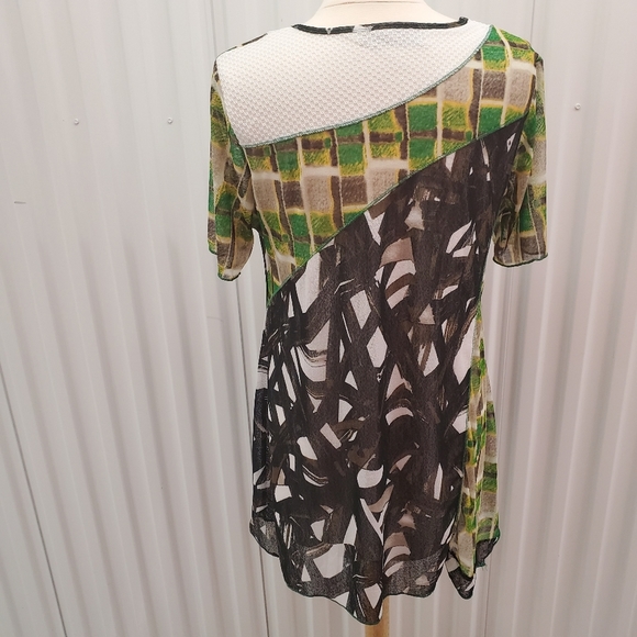 Creation | Green  & white tunic Blouse - Picture 2 of 8